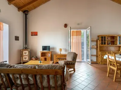 TV o dispositivi per l'intrattenimento presso Holiday Home Alcunché by Interhome