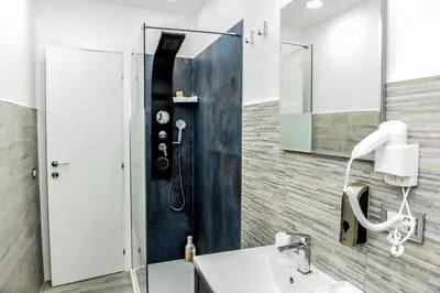 Bagno di La Via Di Mezzo