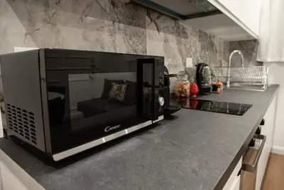 Cucina o angolo cottura di AGF Luxury Apartment