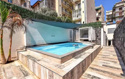 Piscina di Cozy Home In Catania With Kitchen o nelle vicinanze