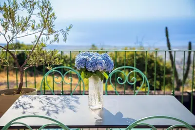 Paesaggio naturale nelle vicinanze della casa vacanze