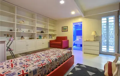Area soggiorno di Beautiful Home In San Giovanni La Punta