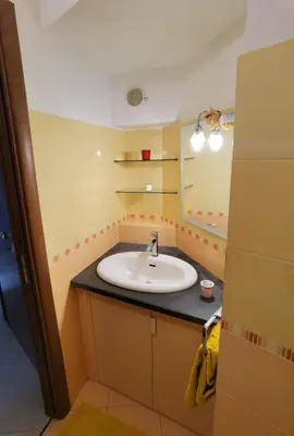 Bagno di Casa San Brasi di Mariano e Lucia