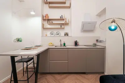 Cucina o angolo cottura di Elegant design apartment in historical city center