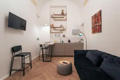Cucina o angolo cottura di Elegant design apartment in historical city center