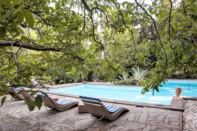 Piscina di Etna Botanic Garden o nelle vicinanze
