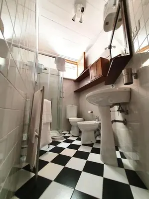 Bagno di Casa vacanze a Nicolosi - Etna - Black and White