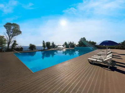 Piscina di Il Pampaleone Glamping and Resort o nelle vicinanze