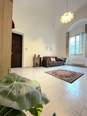 Area soggiorno di May's Apartment