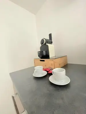 Set per la preparazione di tè e caffè presso May's Apartment