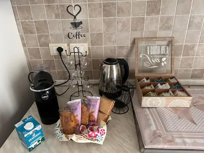 Set per la preparazione di tè e caffè presso Al piccolo borgo