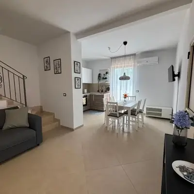Viola's Charming House