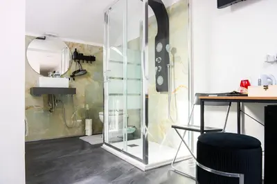 Planimetria di VOLCANO'S SUITE - ETNA - Private Room with Jacuzzi in Catania Center