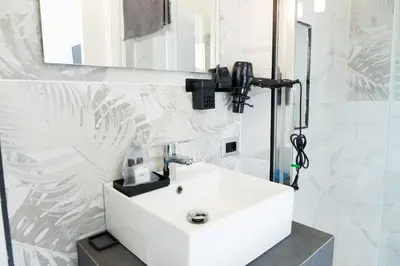 Bagno di VOLCANO'S SUITE - AGRUMI - The First Eco - Chic Suites in Sicily