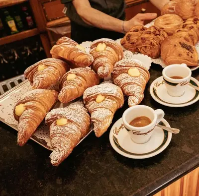 Cibo presso l'appartamento o nelle vicinanze