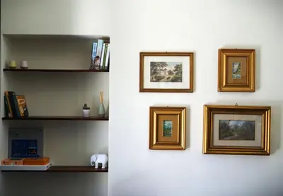 Biblioteca nell'appartamento