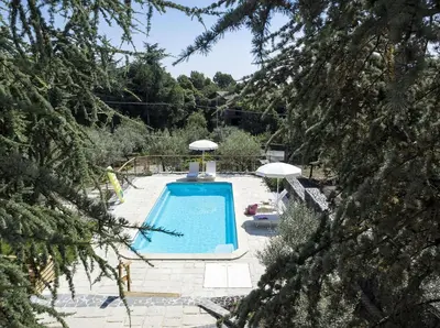 Piscina di Villa Nel Monte o nelle vicinanze