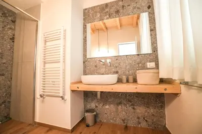 Bagno di Contrada Salice