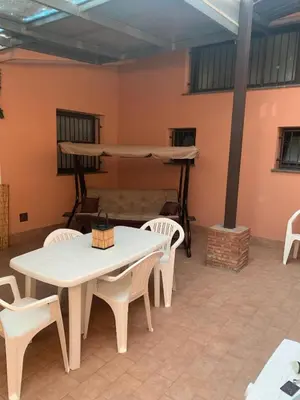 Area soggiorno di Happy House