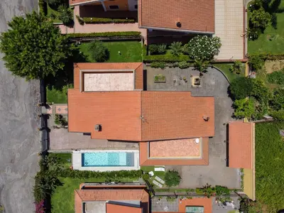 Piscina di Villa Cesare o nelle vicinanze