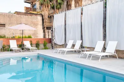 Piscina di Palazzo Marinella Sicilian Luxury Stay o nelle vicinanze