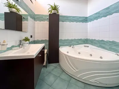 Bagno di Kira House