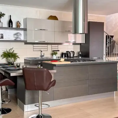 Kira House