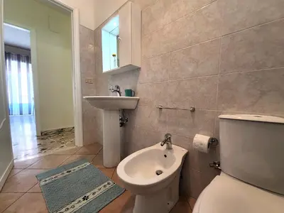 Bagno di IL SOLE SUL MARE a 100 m dal lungomare di Stazzo