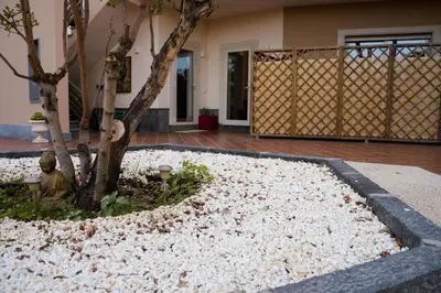 Giardino di Le Pernici Apartments
