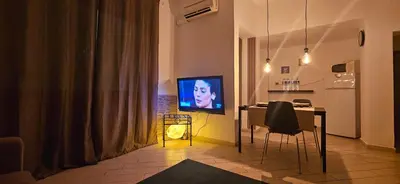TV o dispositivi per l'intrattenimento presso 999 mt dal mare