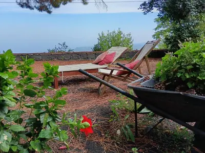 Giardino di Etna Antico palmento