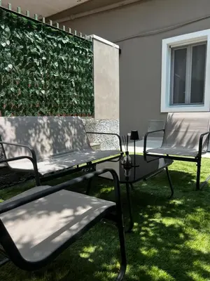 Giardino di Amira Guest House