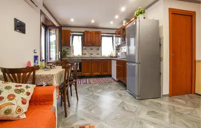 Cucina o angolo cottura di Nice Apartment In Mascali With Wifi