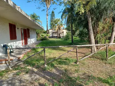 Giardino di Fondachello sea