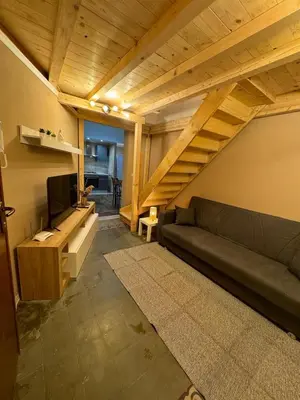 Area soggiorno di Verdi Apartments, terzo piano senza ascensore