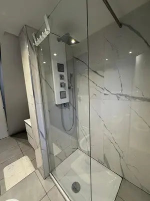 Bagno di Verdi Apartments, terzo piano senza ascensore