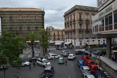 Vista generica su Catania o vista sulla città dall'interno dell'hotel