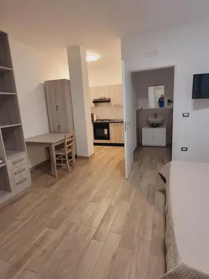 Cucina o angolo cottura di HOUSE AIRPORT Catania 4