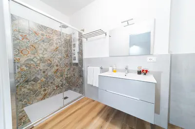 Bagno di La dimora di via Umberto-bagno in camera