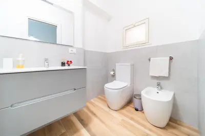 Bagno di La dimora di via Umberto-bagno in camera