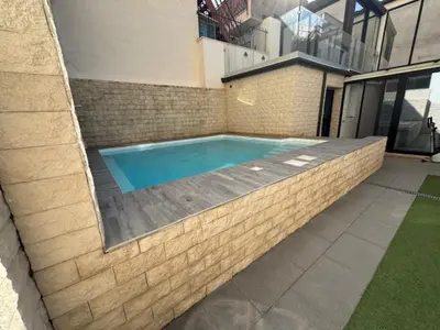 Piscina di Megghy Maison o nelle vicinanze