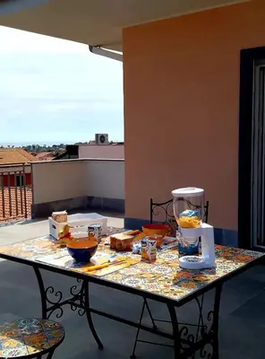 Cibo presso l'appartamento o nelle vicinanze