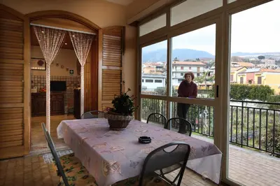 Balcone o terrazza di B&B Le Tre rose dell'Etna