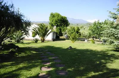 Paesaggio naturale nelle vicinanze della villa