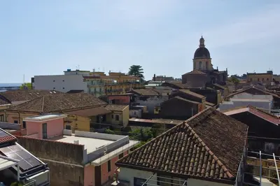 Vista generica su Riposto o vista sulla città dall'interno della casa vacanze
