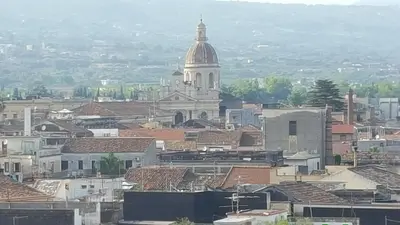 Vista generica su Riposto o vista sulla città dall'interno dell'appartamento