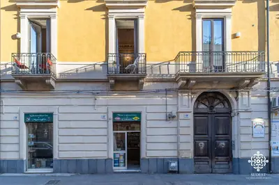 Facciata o entrata di Umberto Charming Home - Elegante dimora in centro