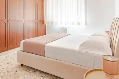 Letto o letti in una camera di Prestigious 4 bedrooms with Netflix and Metro nearby