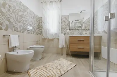 Bagno di Casa Etna e Waves