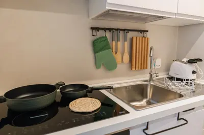 Cucina o angolo cottura di Black Stones Li Cuti